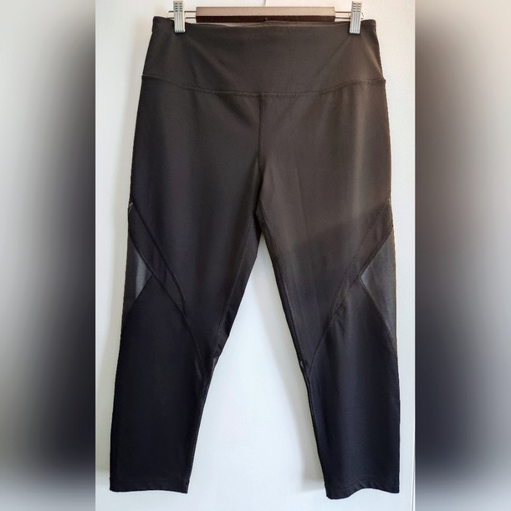 Victoria's Secret Sport leggings